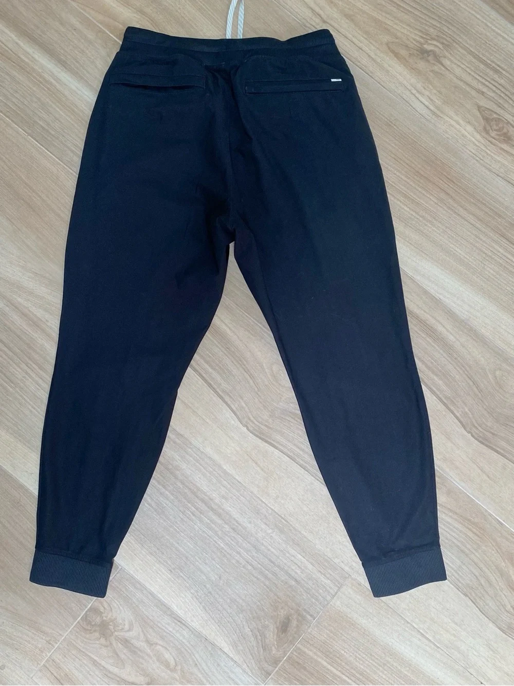 Vuori Men's Black Meta Joggers
